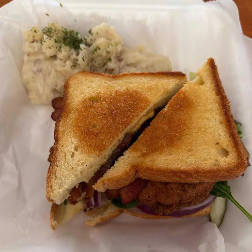 Castaways Chicken Sandwich